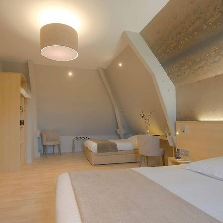 Hotel La Hoirie ซาร์ลา-ลา-กาเนดา ภายนอก รูปภาพ
